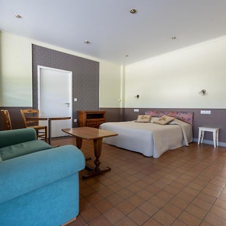 Gite Le Relais Saint Michel Domfront  Exterior photo