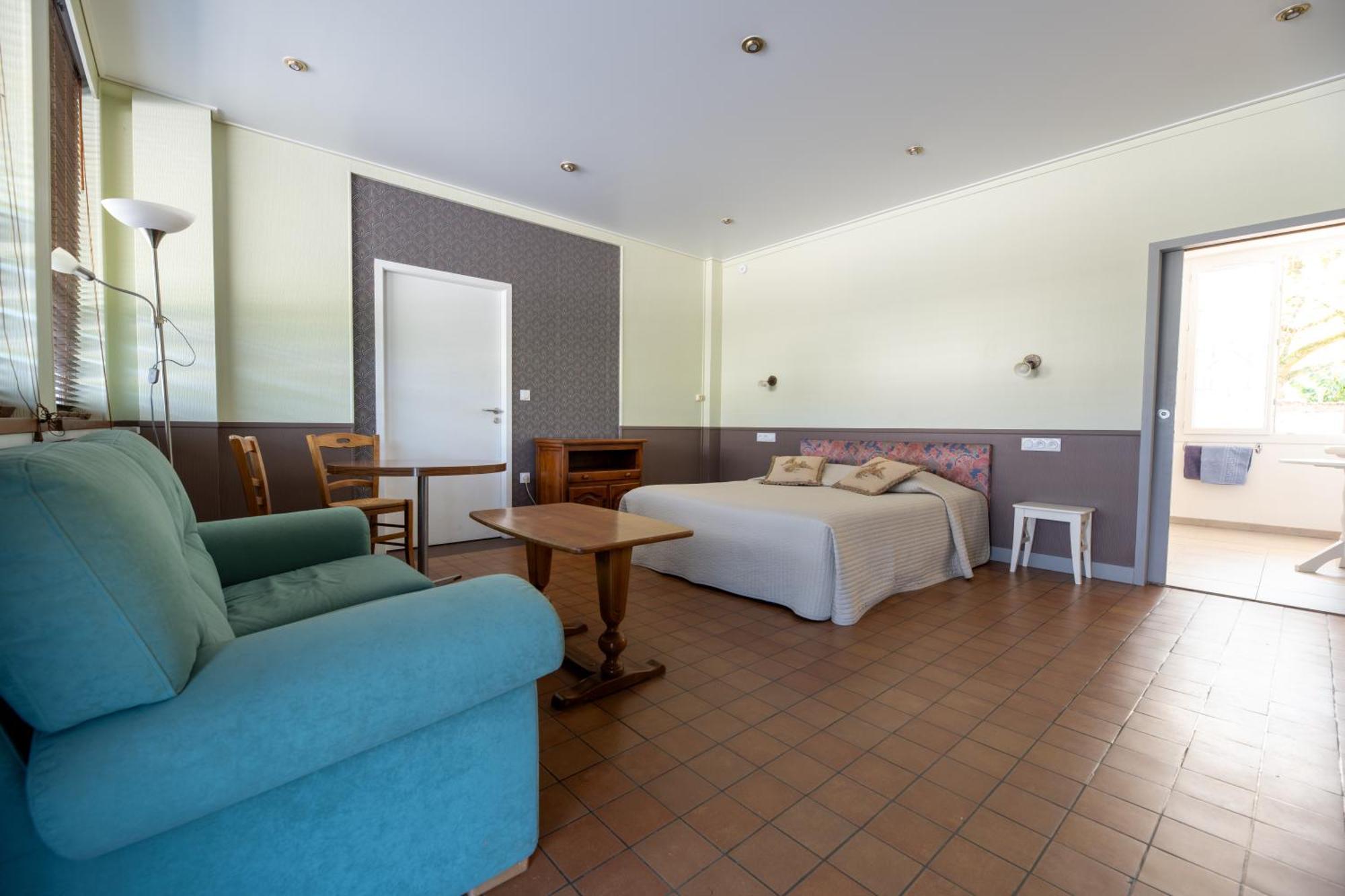 Gite Le Relais Saint Michel Domfront  Exterior photo