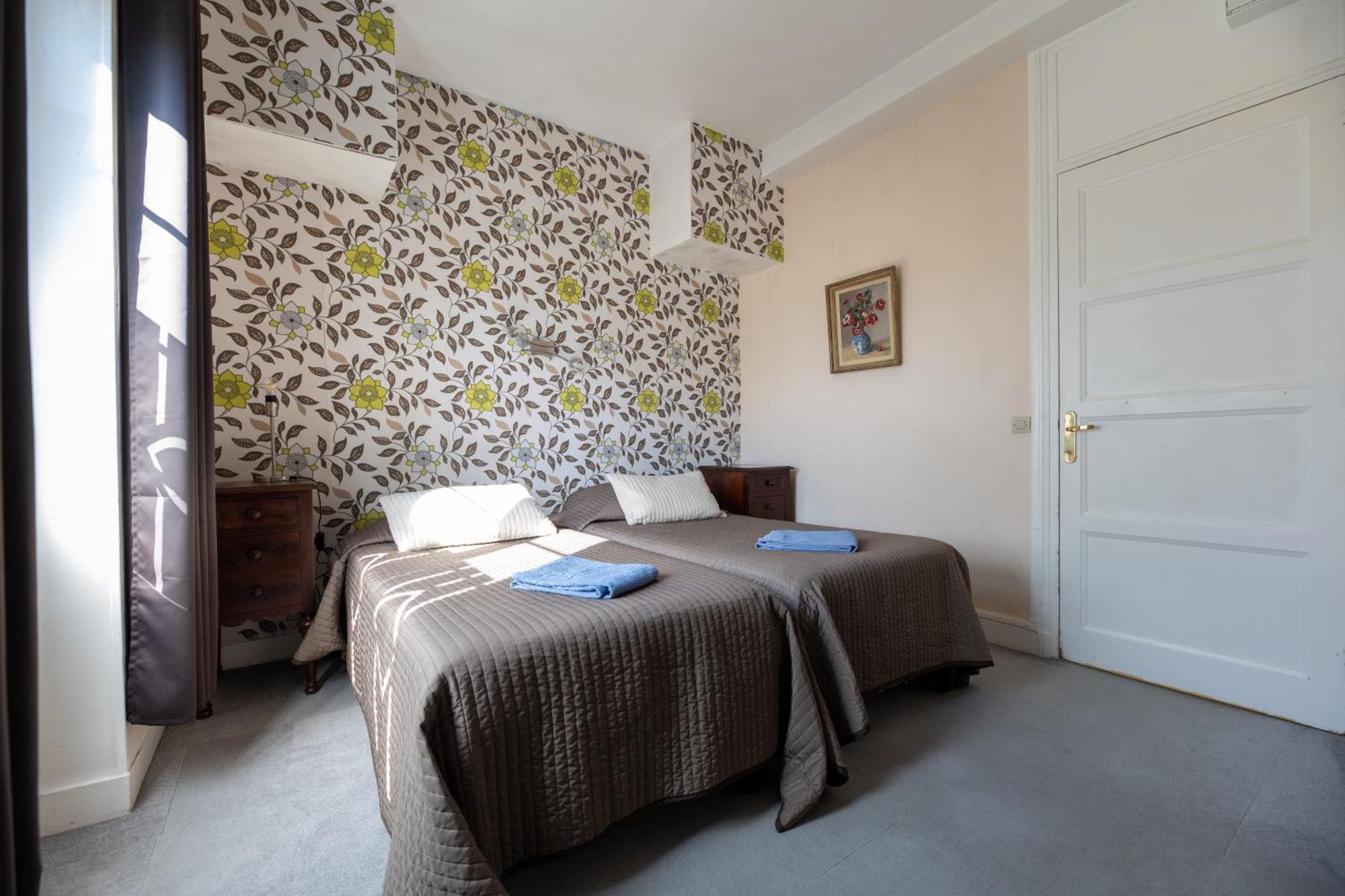 Gite Le Relais Saint Michel Domfront  Exterior photo