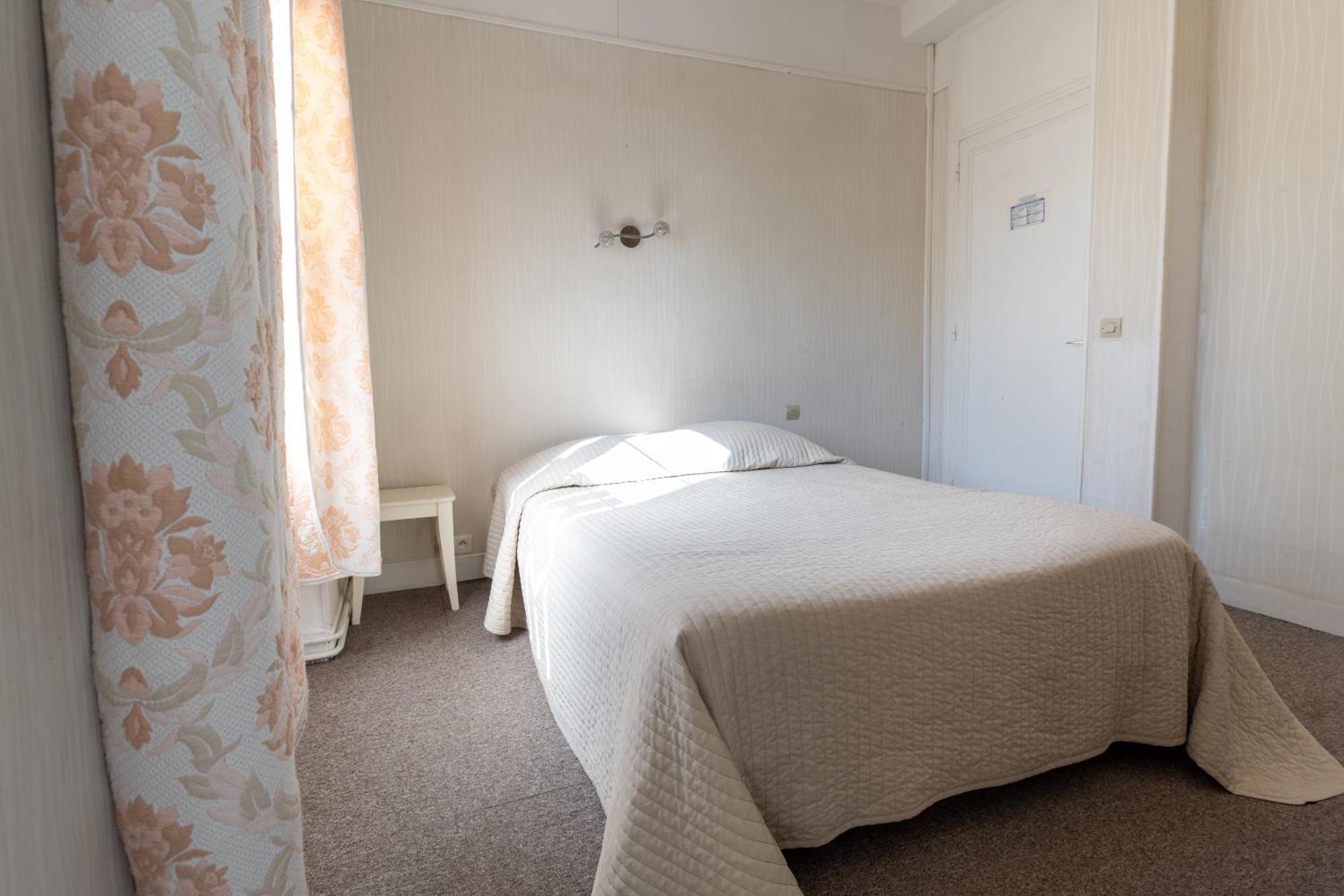 Gite Le Relais Saint Michel Domfront  Exterior photo