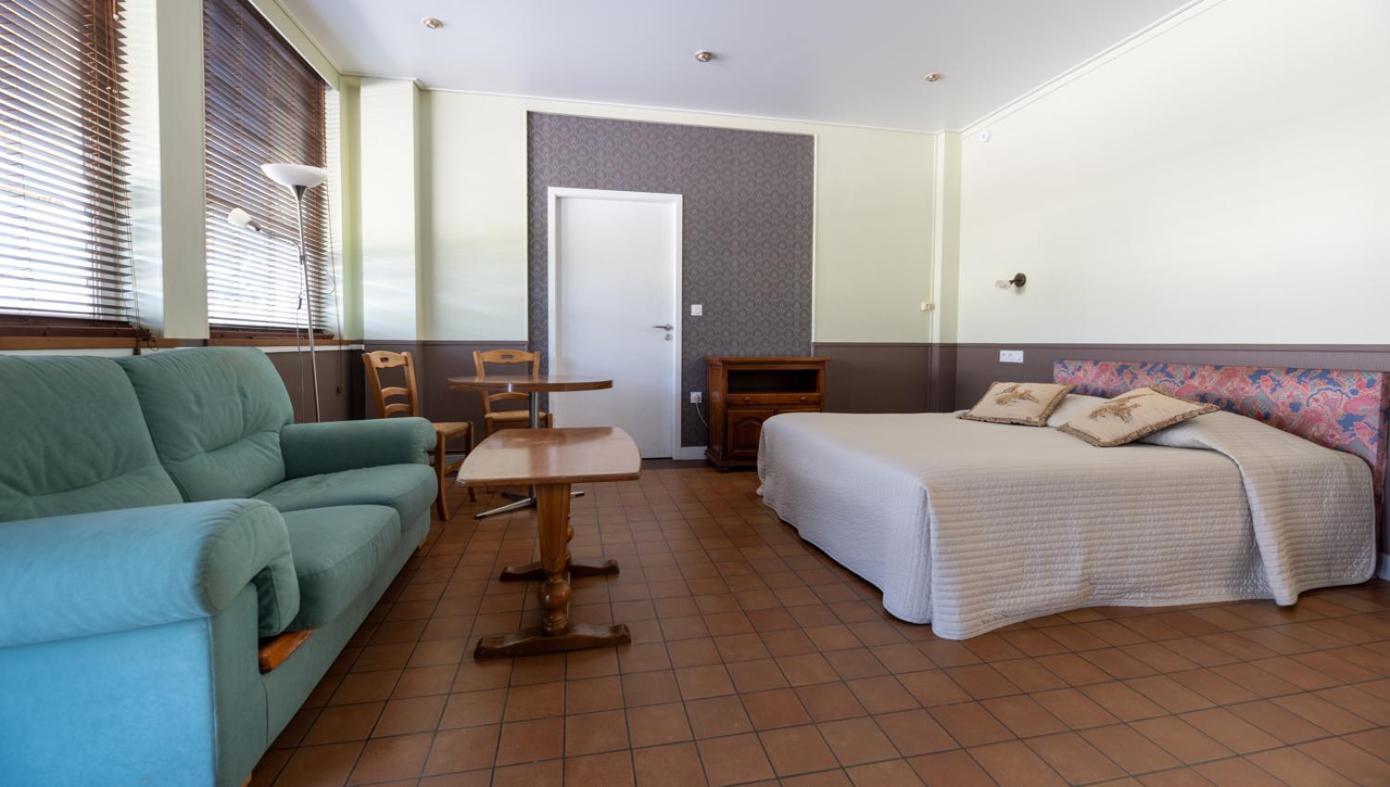 Gite Le Relais Saint Michel Domfront  Exterior photo